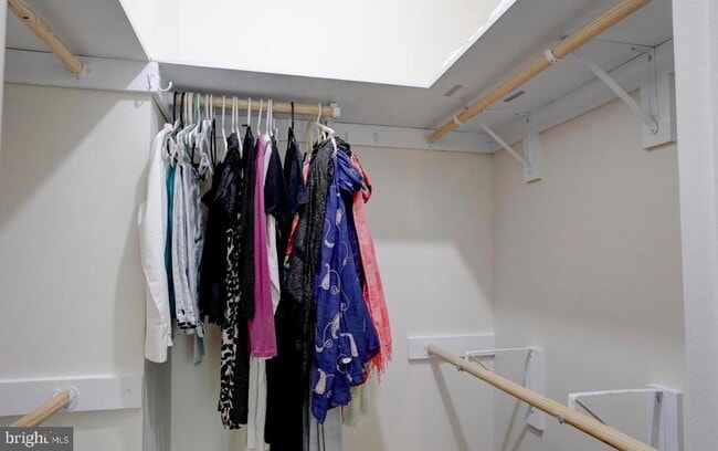 Building Photo - 4777 Kelly Rd