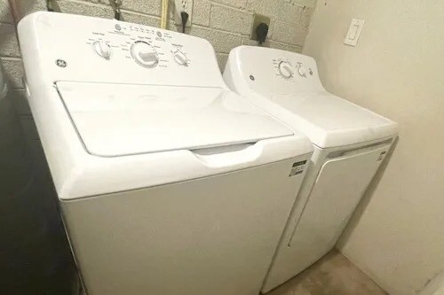 Building Photo - 3527 N 61st Dr