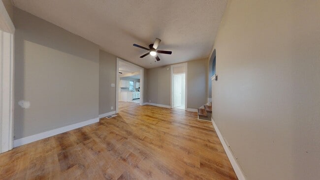 Building Photo - Galion City Schools, 3 Bedroom/2 Bath House!