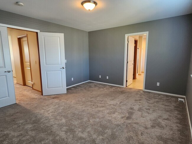 Building Photo - 2715 93rd Pl SE