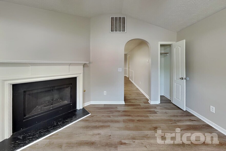Building Photo - 135 Tillman Ct