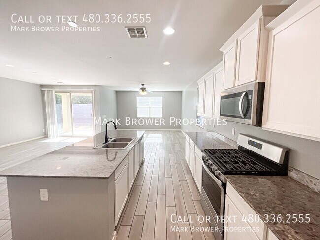 Building Photo - 36413 N Tahanta Trail