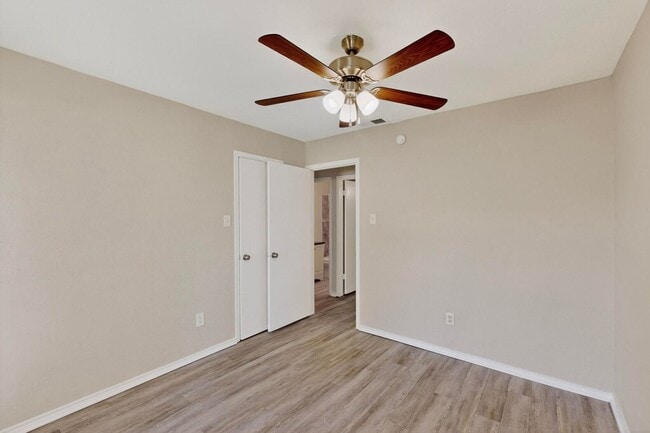 Building Photo - Cozy Living Near Rockwall Lake