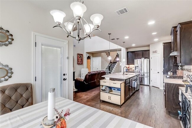 Building Photo - 3721 Royal Tern Ct