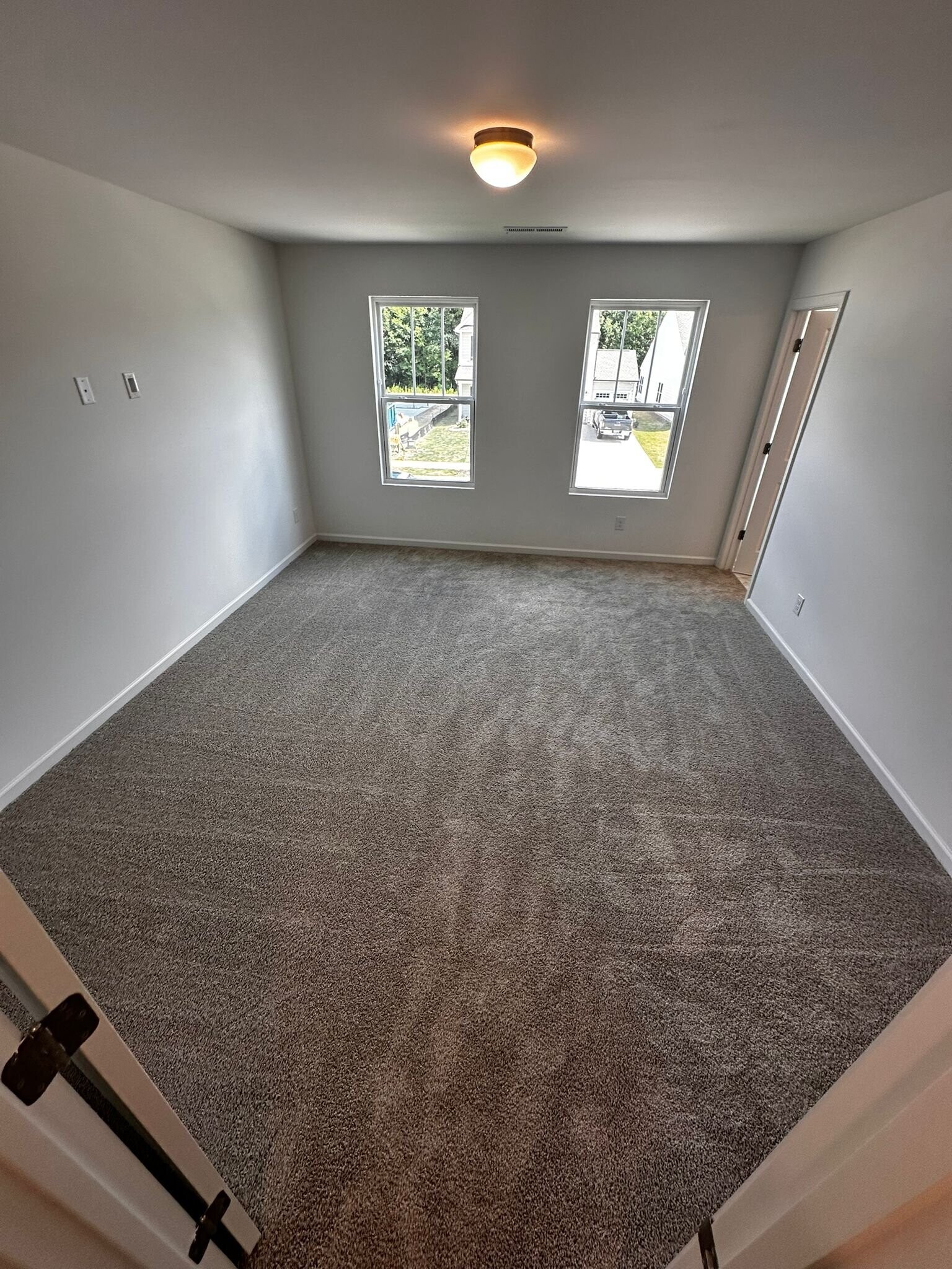 Building Photo - 242 Redondo Dr