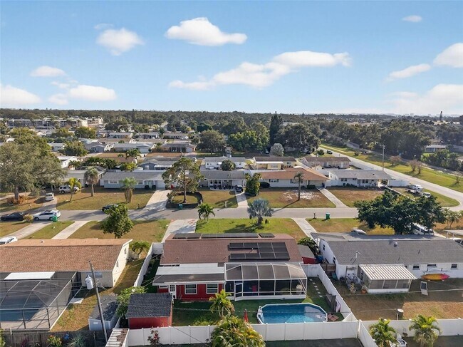 Building Photo - 11761 80th Ave