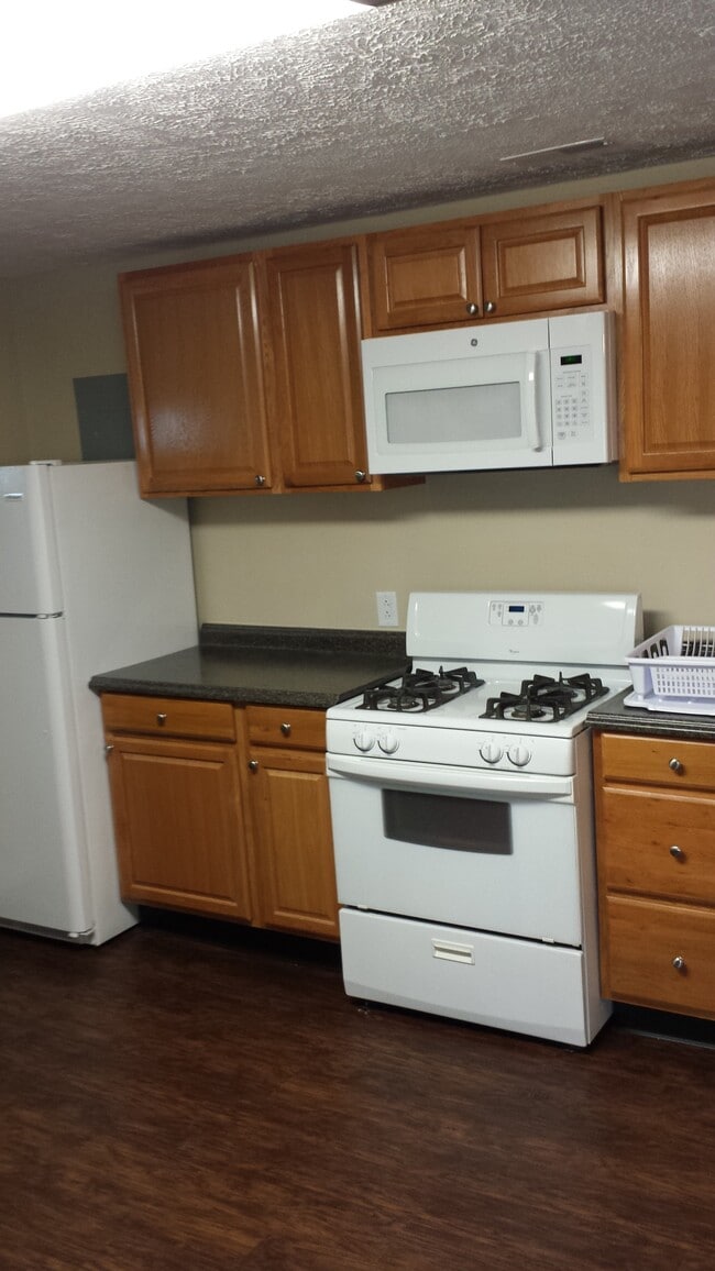 Building Photo - 504 24th St