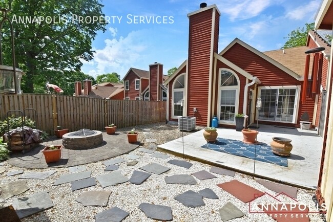 Building Photo - 953 Windwhisper Ln