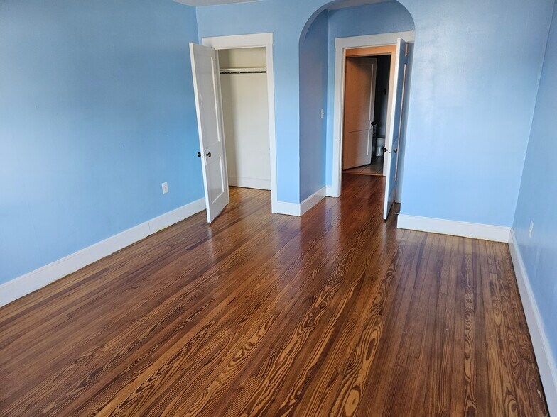 2nd bedroom - 113 E Baltimore St