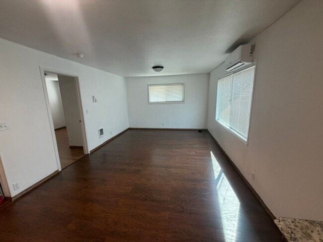 Building Photo - 2810 Zenkner Valley Rd