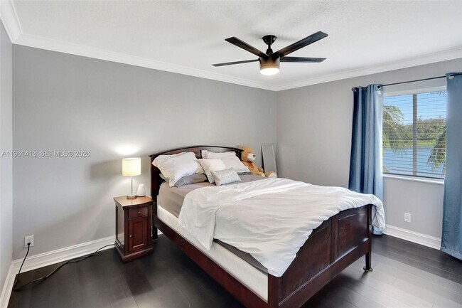 Building Photo - 4450 Banyan Trails Dr