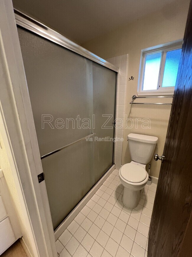 Building Photo - 3616 Cherryglen Way