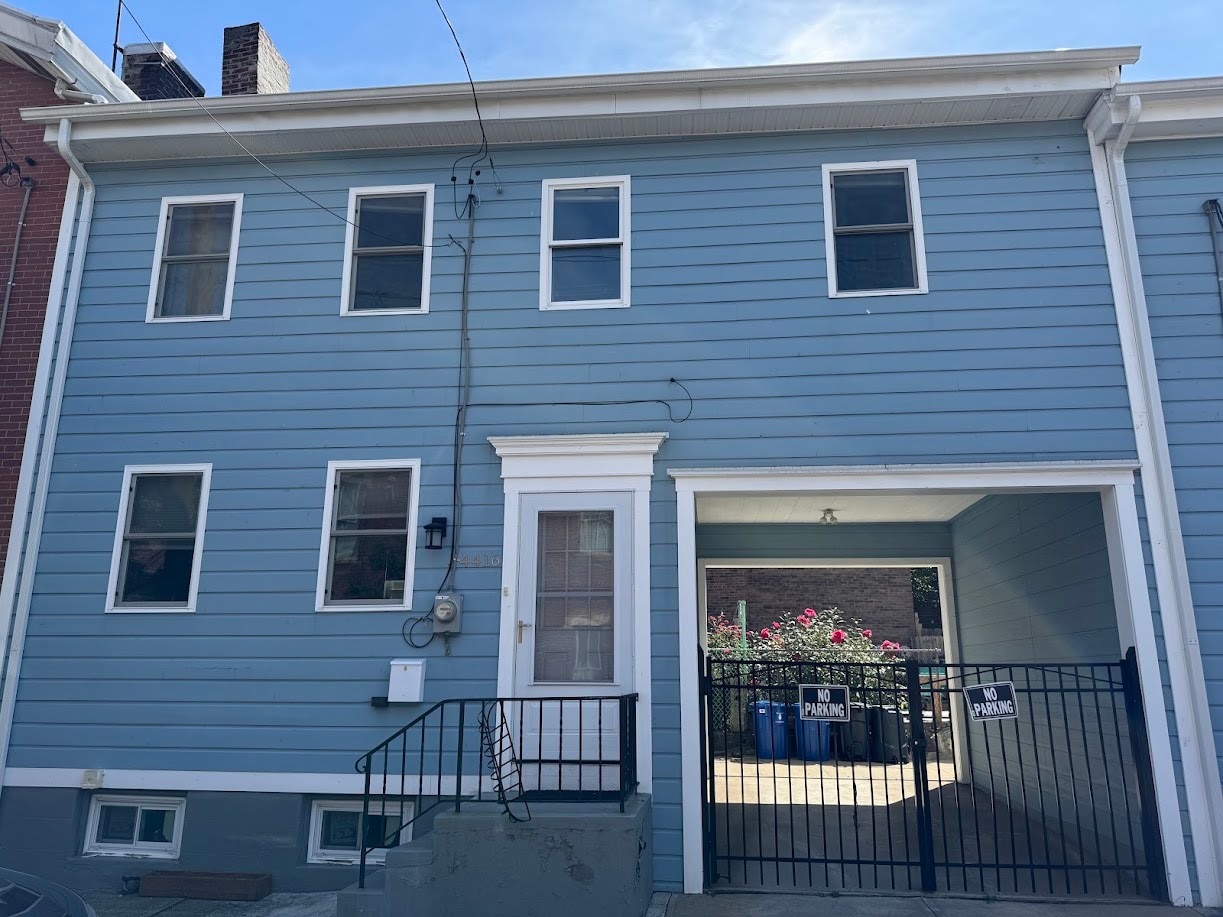 Building Photo - 4416 Plummer St