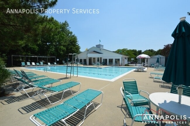 Building Photo - 30 Ironstone Ct