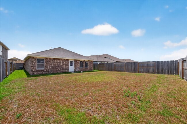 Building Photo - 27022 Breakaway Ln