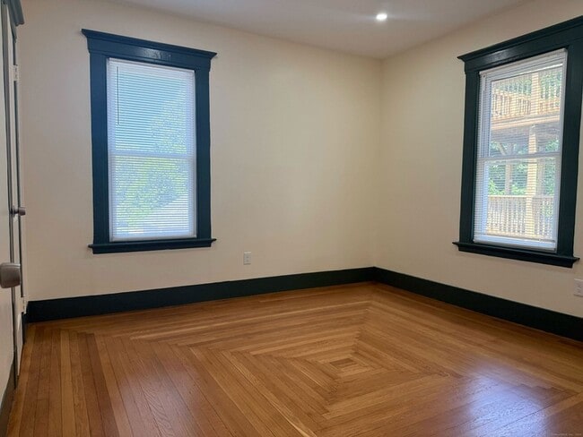 Building Photo - 130 Hubinger St