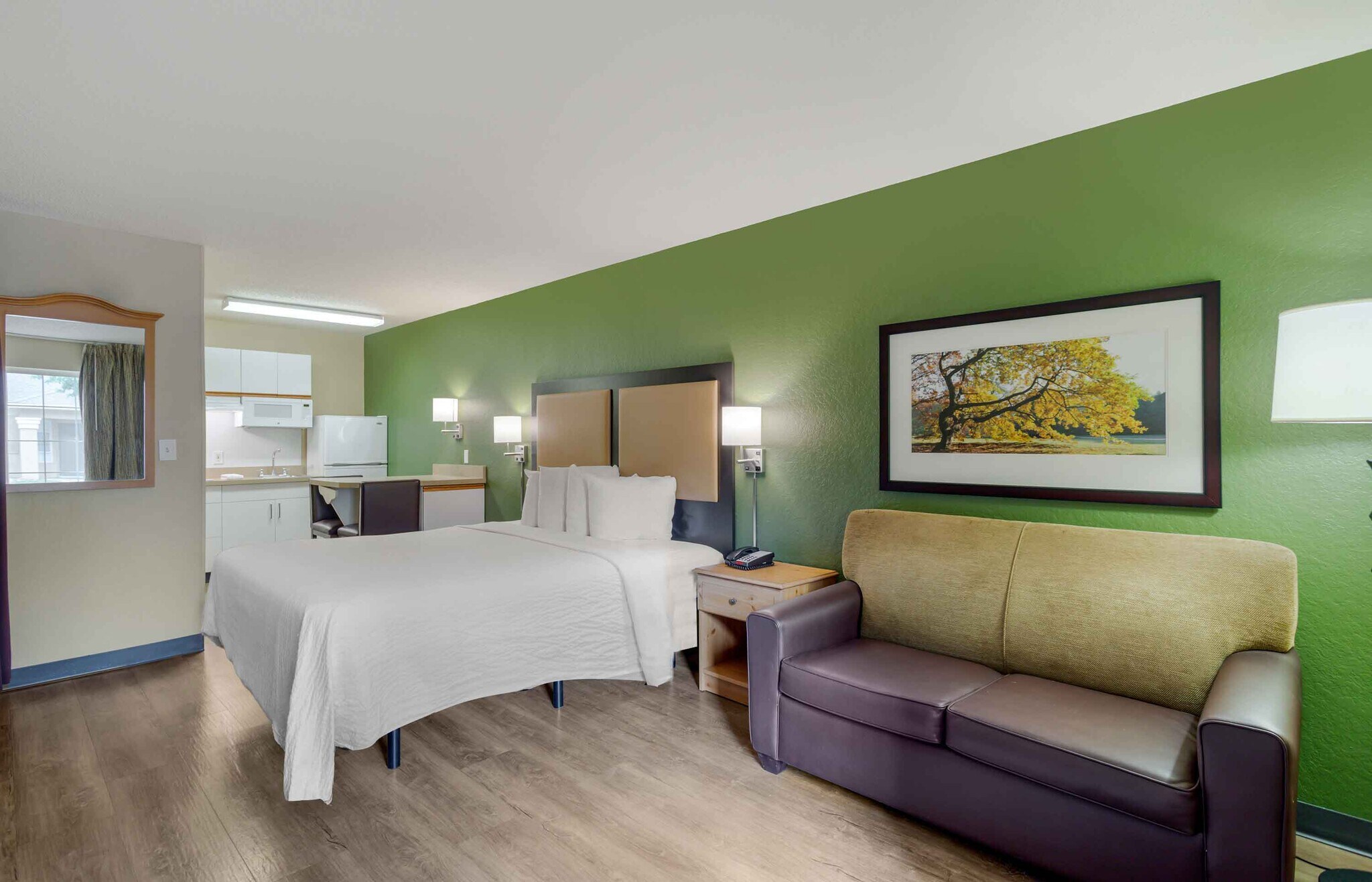 Building Photo - Furnished Studio-Nashville - Franklin - Co...