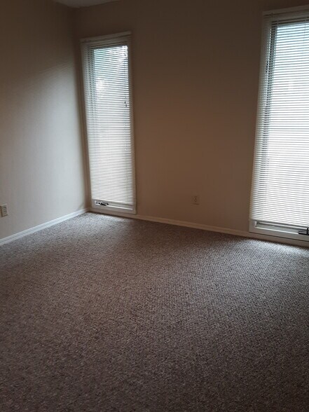Second Bedroom - 501 N May Ave