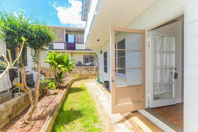 Building Photo - Moilili - ground floor 1 bedroom, 1 bath, ...