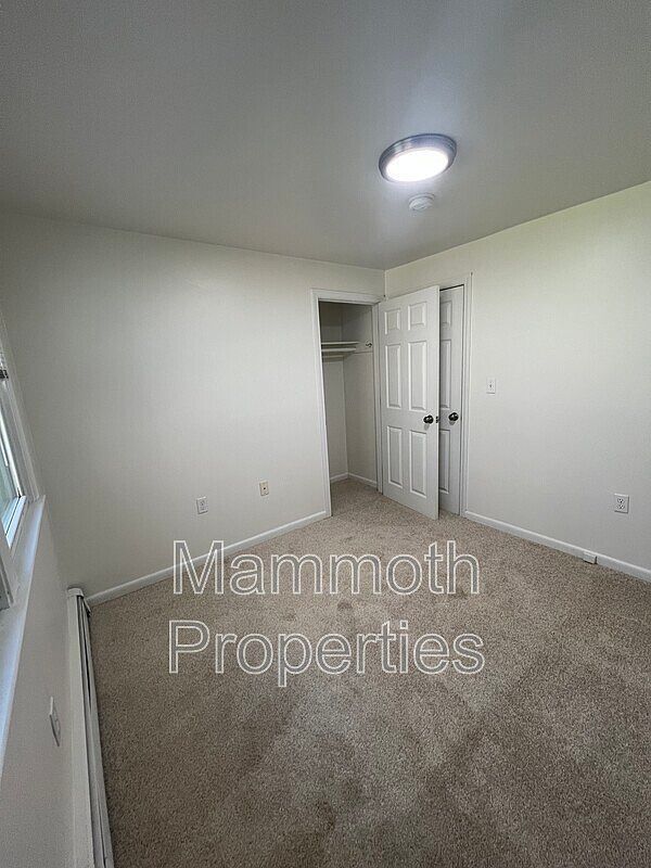 Building Photo - 66 Old Concord Turnpike