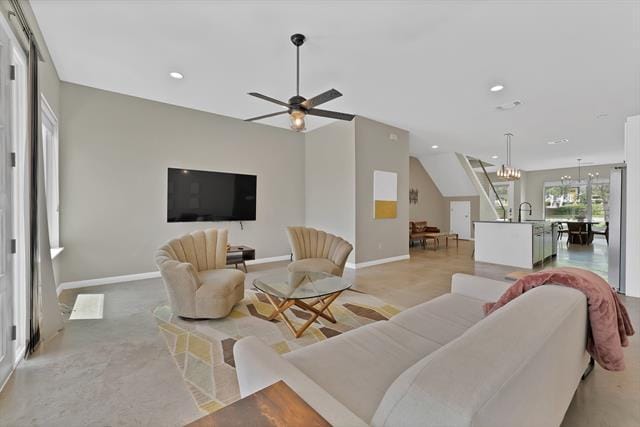 Building Photo - 4633 Calmont Ave