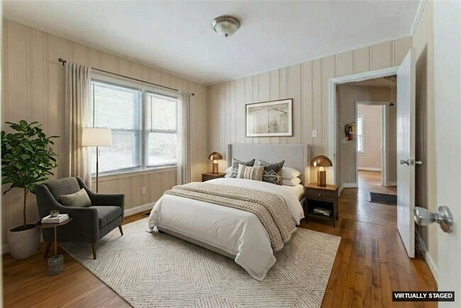 Building Photo - 1387 Church St