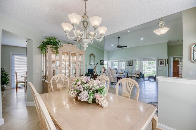 Building Photo - 2600 Neaton Ct