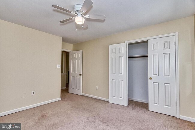 Building Photo - 2205 Cedar Mill Ct