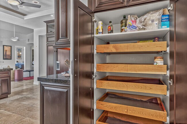 Building Photo - 42480 Buccaneer Ct