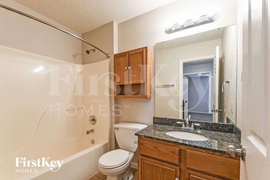Building Photo - 115 Gunston Hall Dr