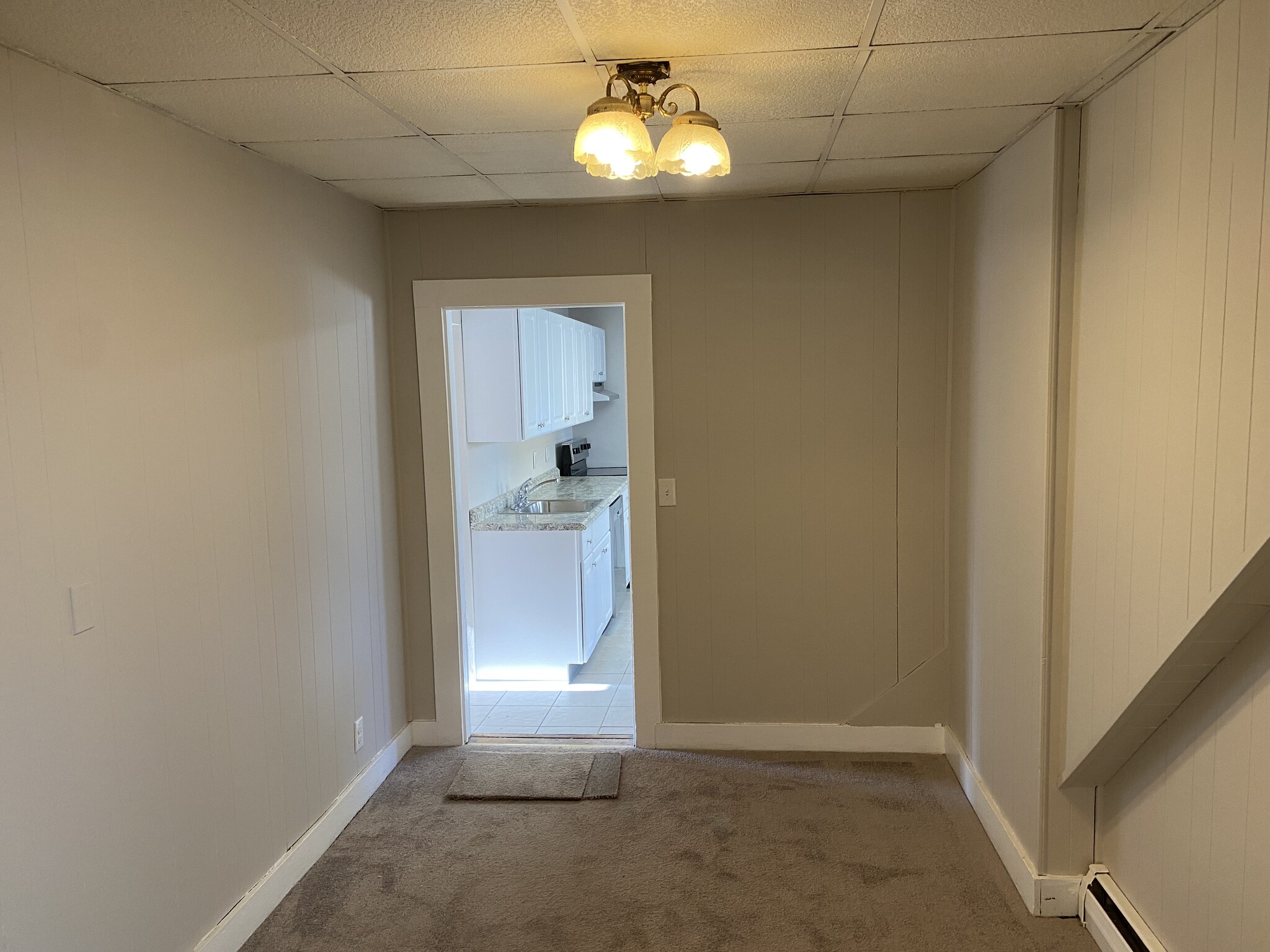 Building Photo - 123 Main St