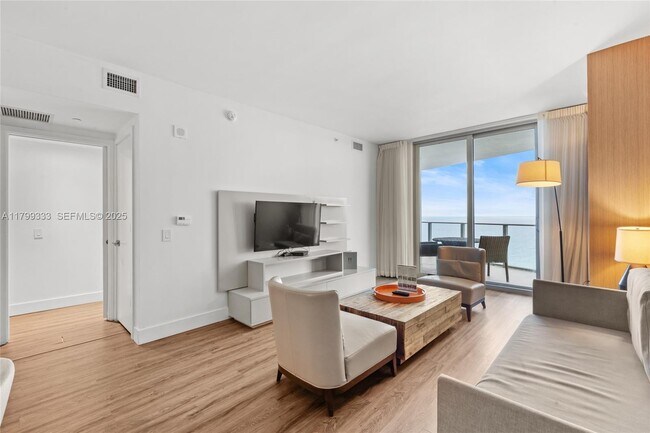 Building Photo - 4111 S Ocean Dr