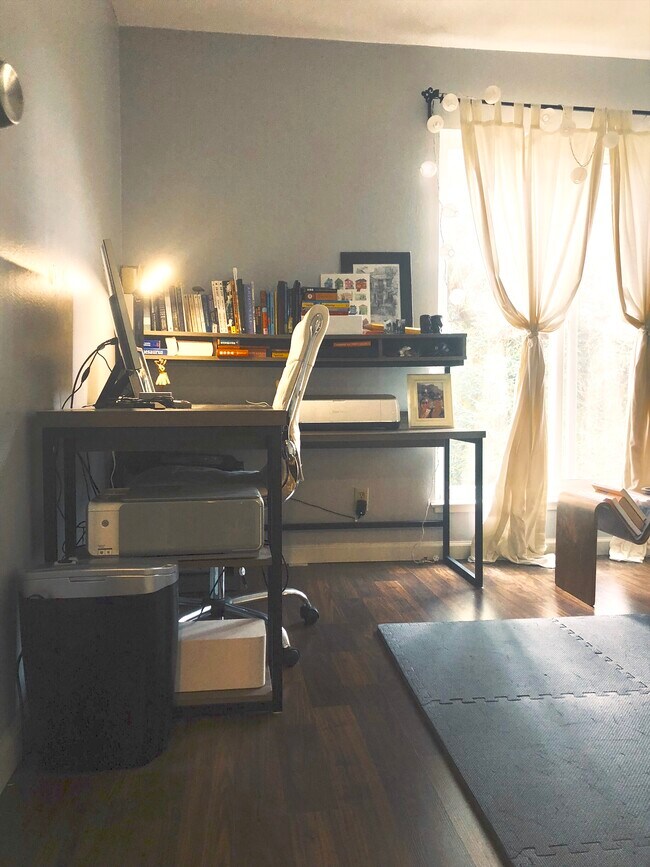 Building Photo - 199 Montecito Ave