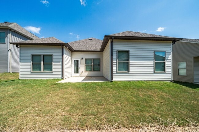 Building Photo - 5505 Blue Jay Cir