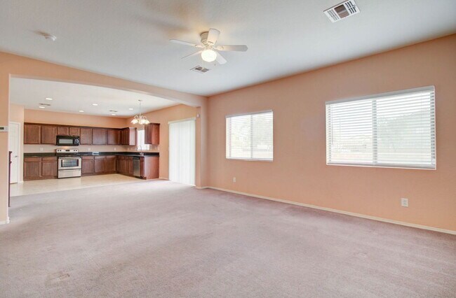 Building Photo - 5659 S 239th Dr