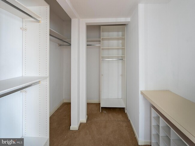 Building Photo - 7 Ingham Way
