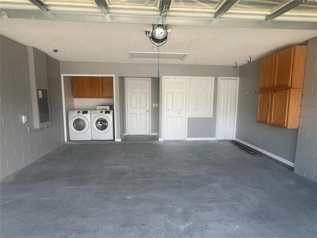 Building Photo - 167 Haversham Way