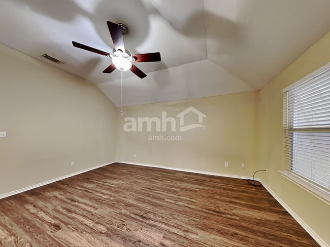 Building Photo - 8206 Coppergate
