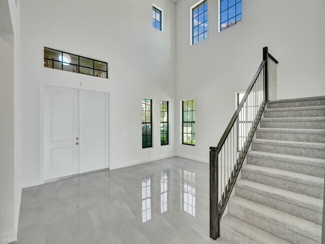 Building Photo - 5 br, 5.5 bath House - 9040 W Parkland Bay...