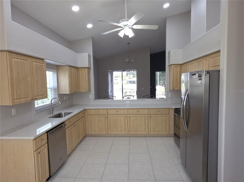 Building Photo - 9257 Bonnie Cove Dr