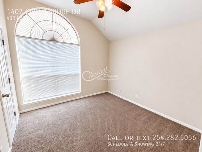 Building Photo - 1407 Castle Ridge Dr