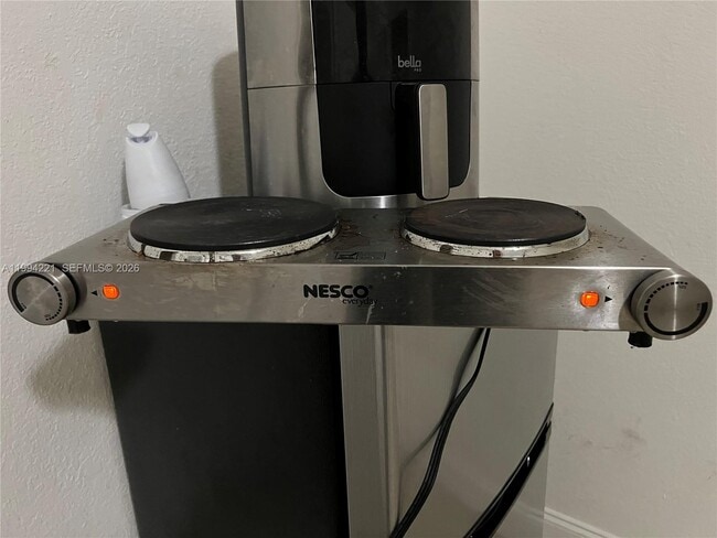 Building Photo - 14880 SW 56th Terrace