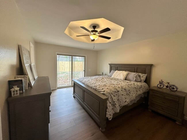 Building Photo - COMING SOON! All Brick Home in Battlefield