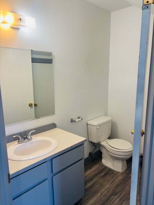 Building Photo - 3BR condo w/ garage & private yard
