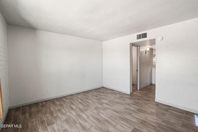 Building Photo - 3702 Keltner Ave