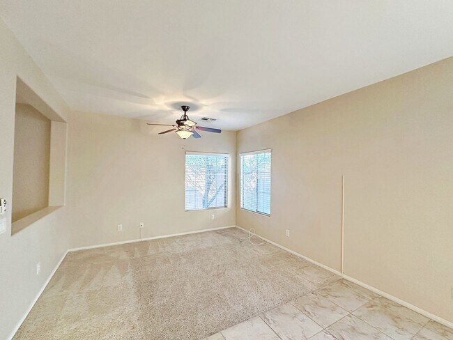 Building Photo - 3 BEDROOM + LOFT HOME IN GATED COMMUNITY IN NORTHWEST