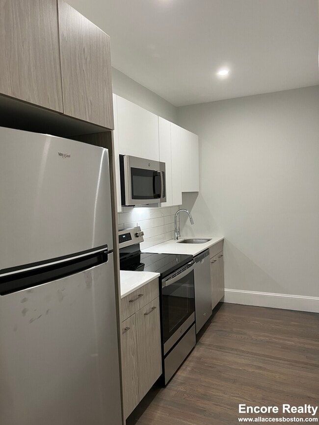 Building Photo - 108 Jersey St