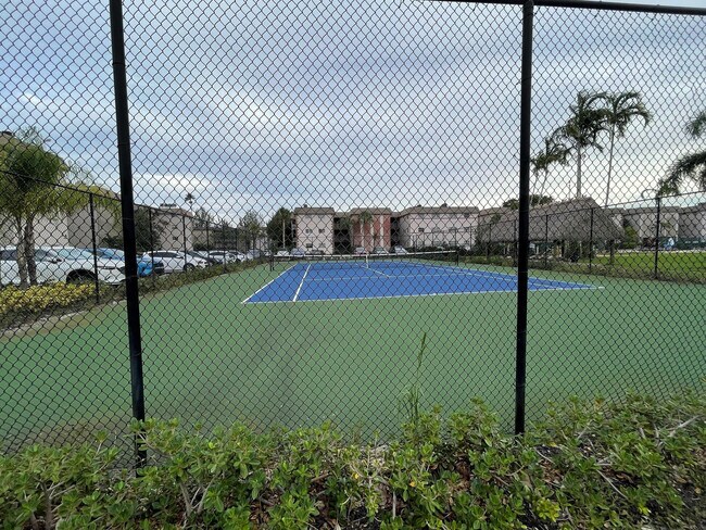 Building Photo - 8161 SW 24th Ct