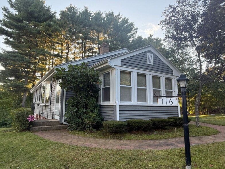 Building Photo - 116 Faith Dr