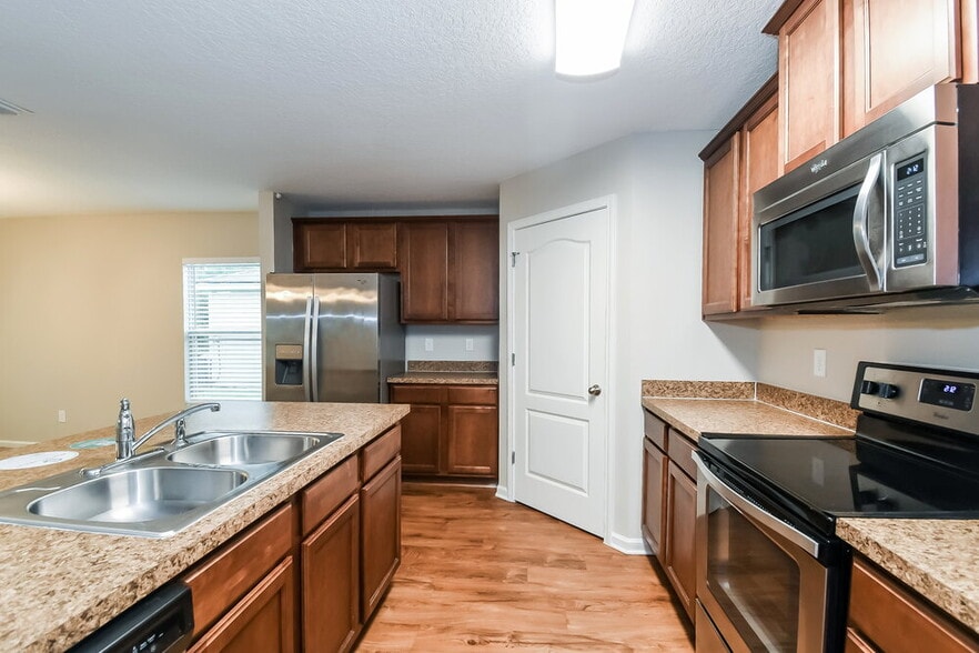 Building Photo - 2236 Crystal Cove Dr